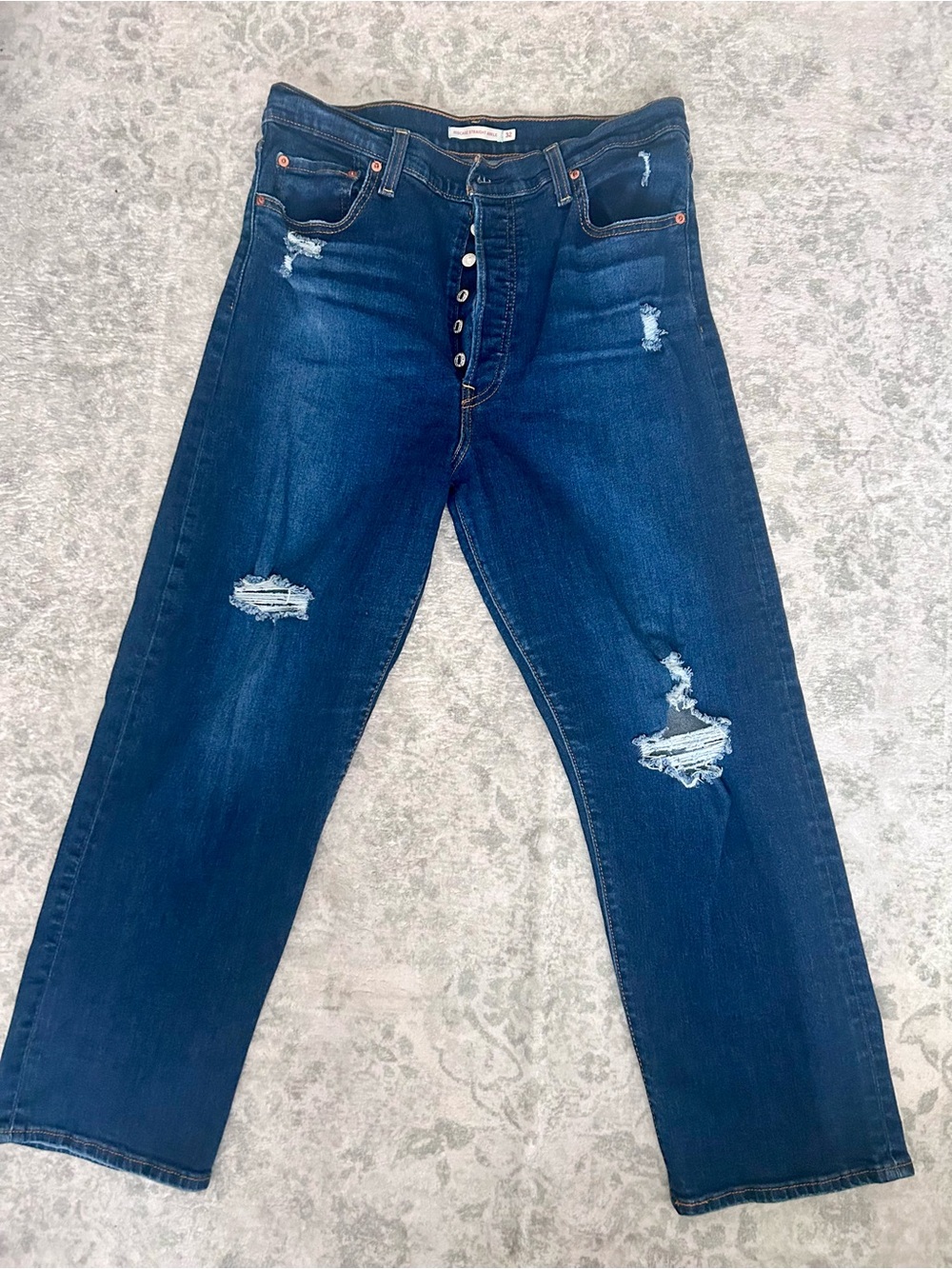 Levi's High-Rise Dark Blue Distressed Women's Jeans